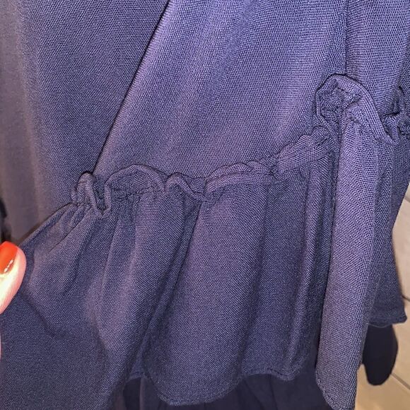 EVERLY navy rayon babydoll tiered blouse Small - Picture 6 of 9